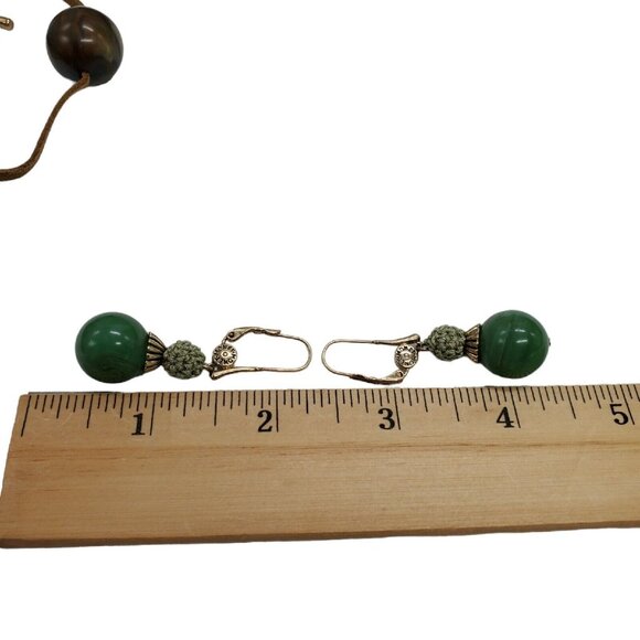 Vintage Signed Monet Set Necklace 38" Earrings 2" Green Bead Gold Tone Suede - Picture 12 of 12